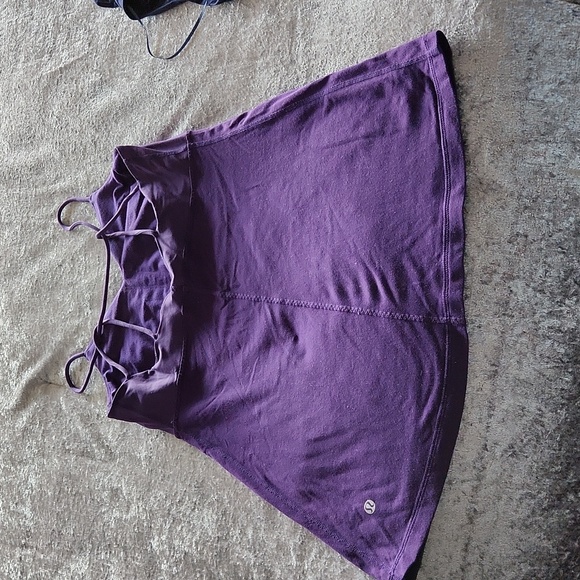 Lululemon size 8 tank top - Picture 2 of 3